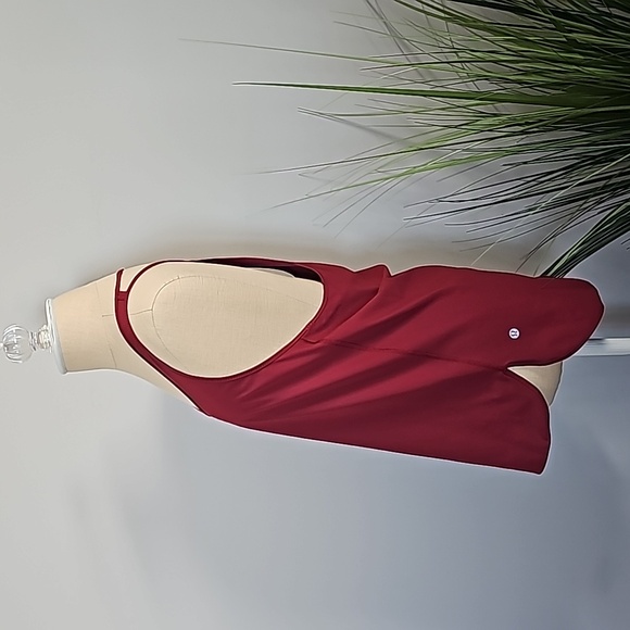 Lululemon Coastal Tank - Picture 2 of 5